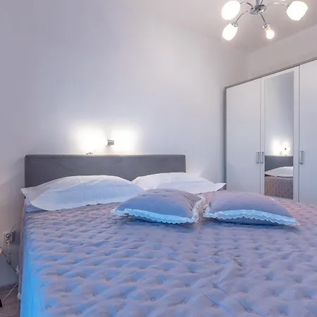 Holiday home Holiday Home Insulam Mare Trogir