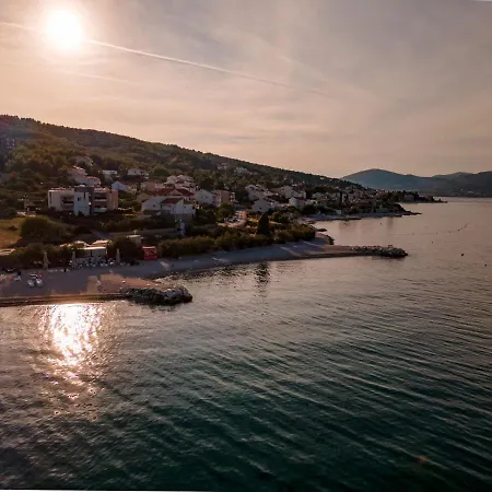 Insulam Mare Сasa de vacaciones Trogir