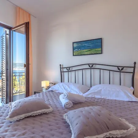 Сasa de vacaciones Insulam Mare Trogir